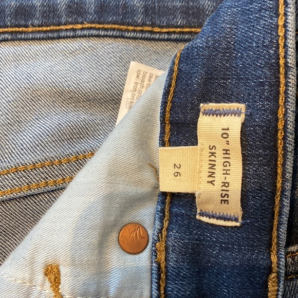 Madewell High Rise Skinny Jeans w/ Raw Hem - Picture 2 of 5